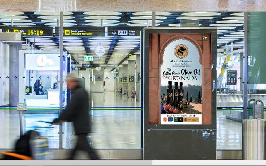 mupi-aeropuerto-montes-granada2-min contrataci贸n de Mupis en Aeropuerto