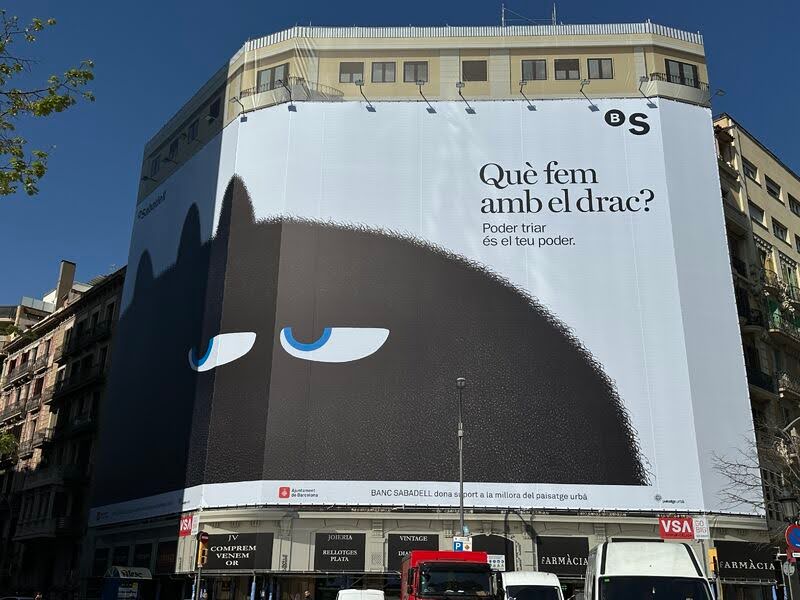 Campaña publicidad exterior_Banco Sabadell