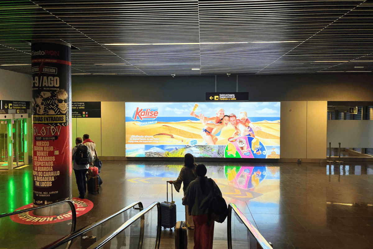 Publicidad en el aeropuerto de Gran Canaria