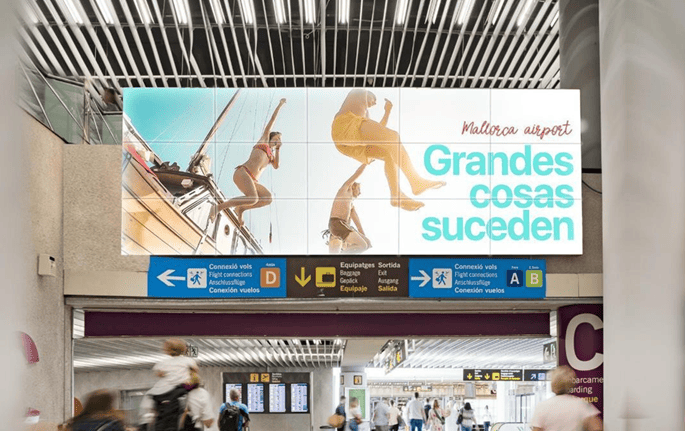 Soporte publicitario en el Aeropuerto de Palma de Mallorca
