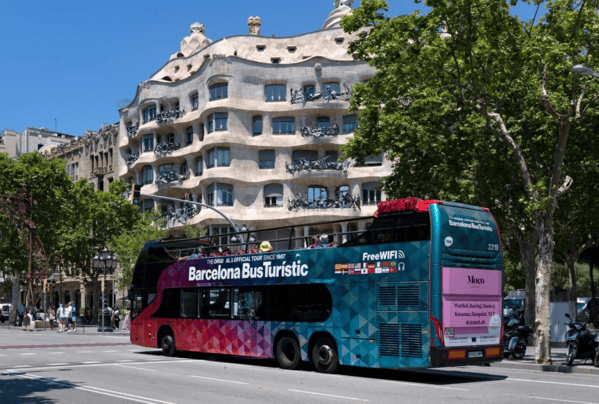 Publicidad en autobuses turísticos Barcelona