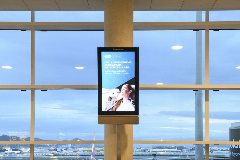 Pantalla Digital Publicidad en Puente Aéreo - Aeropuerto Barcelona