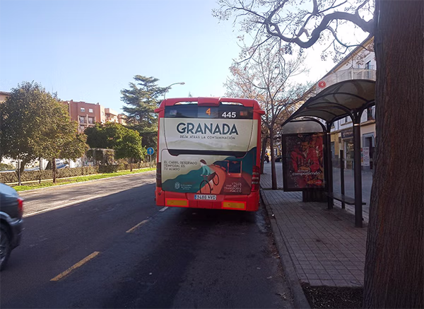 Publicidad trasera integral autobuses de Granada