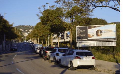 Valla publicitaria en Camí de Son Vida, Mallorca.